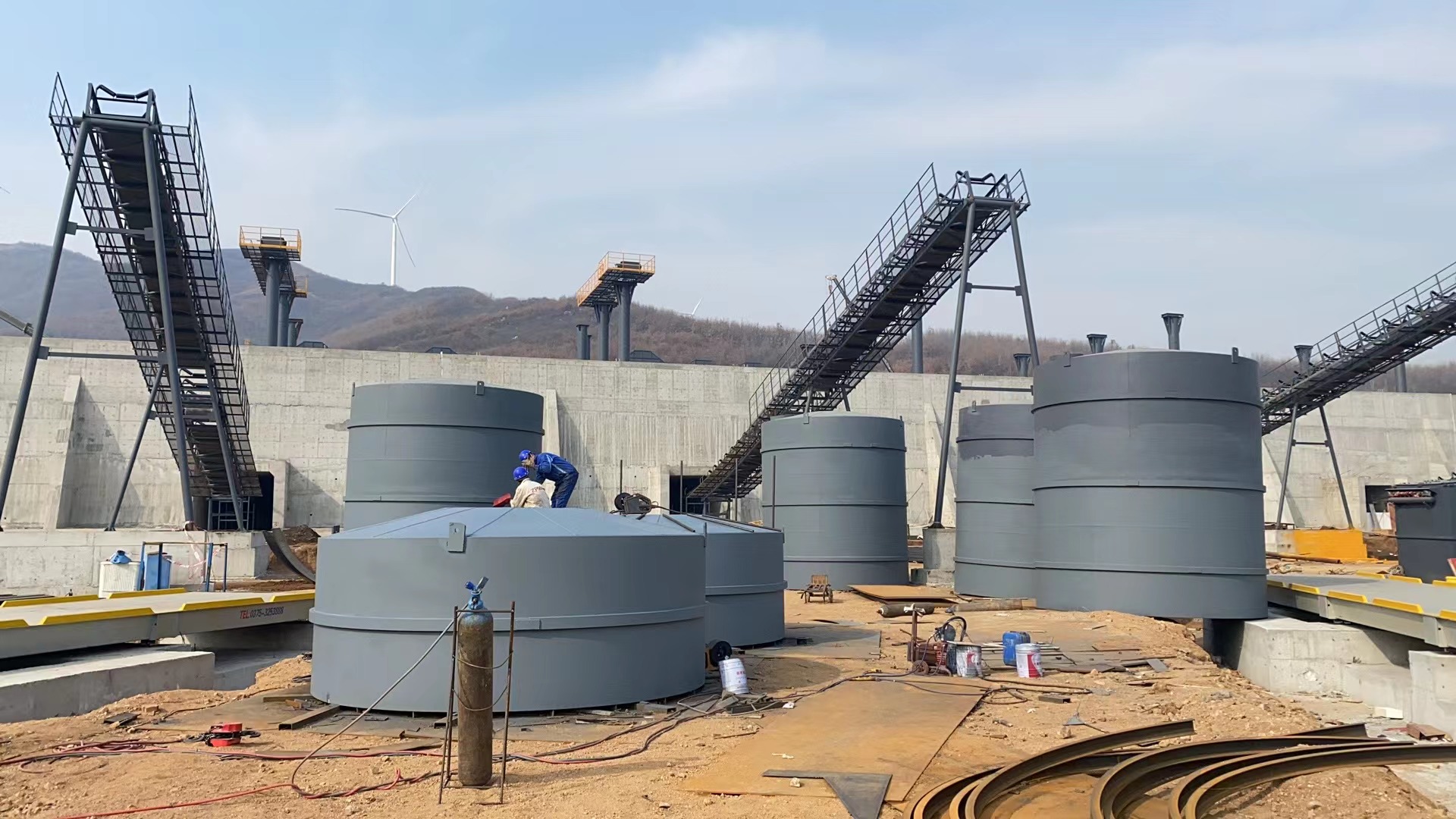 亳州骨料钢板仓河南项目大型骨料仓生产线进度